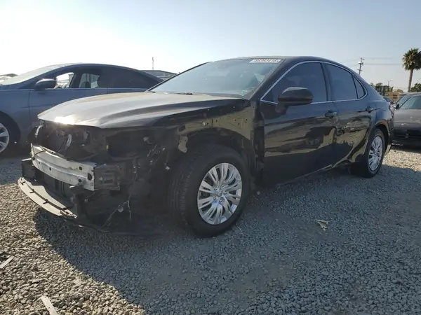 4T1B31HK0JU004521 2018 TOYOTA CAMRY - Image 1