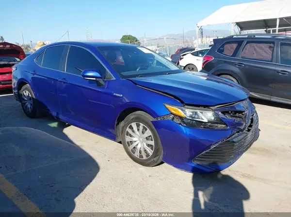 4T1B31HK0JU502881 2018 TOYOTA CAMRY - Image 1