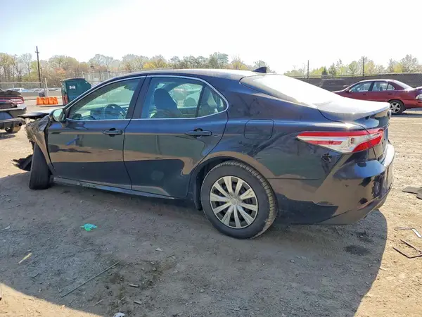 4T1B31HK0KU005833 2019 TOYOTA CAMRY - Image 2