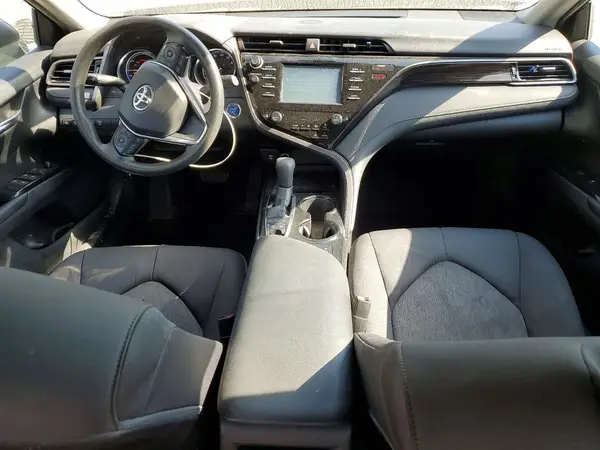 4T1B31HK0KU005833 2019 TOYOTA CAMRY - Image 8
