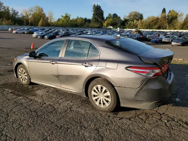 4T1B31HK0KU515499 2019 TOYOTA CAMRY - Image 2