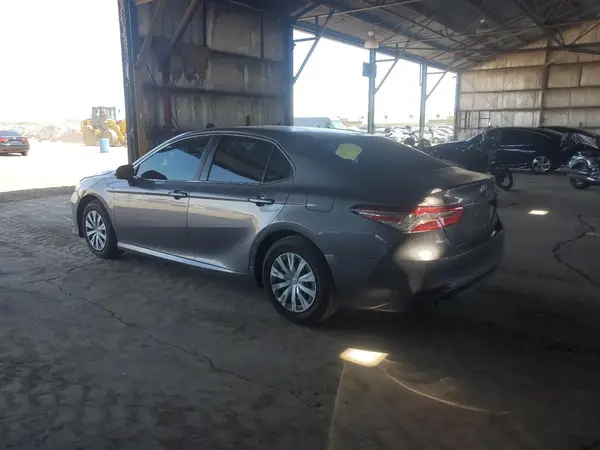 4T1B31HK1JU501237 2018 TOYOTA CAMRY - Image 2