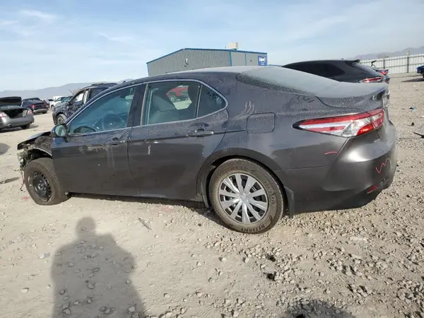4T1B31HK1JU506423 2018 TOYOTA CAMRY - Image 2
