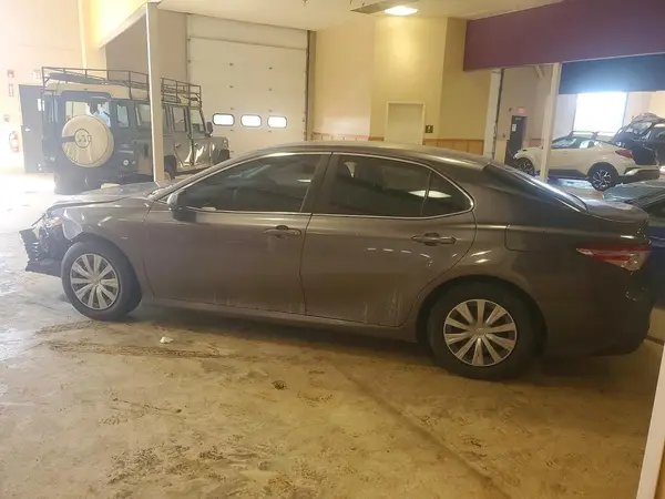 4T1B31HK1JU507202 2018 TOYOTA CAMRY - Image 2