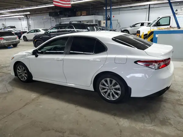 4T1B31HK2JU003578 2018 TOYOTA CAMRY - Image 2
