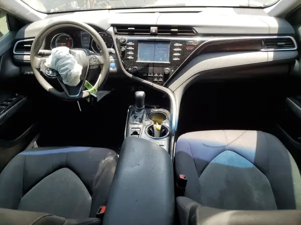 4T1B31HK2JU502090 2018 TOYOTA CAMRY - Image 8