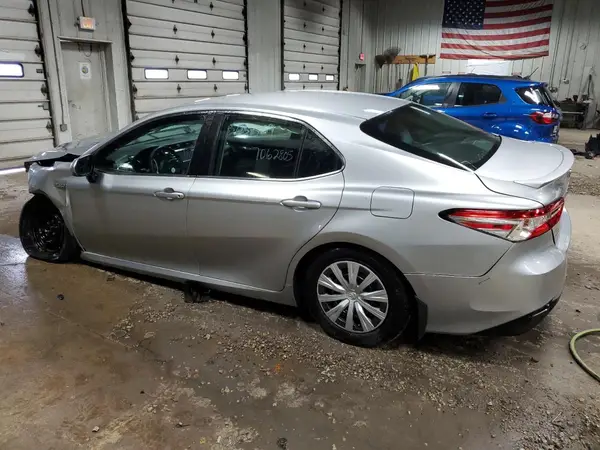4T1B31HK2JU505569 2018 TOYOTA CAMRY - Image 2