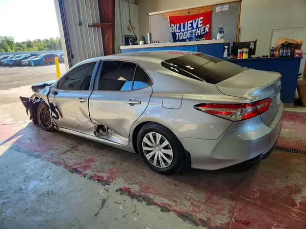 4T1B31HK3JU002522 2018 TOYOTA CAMRY - Image 2