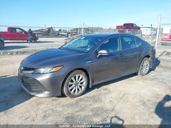 4T1B31HK3JU004223 2018 TOYOTA CAMRY - Image 2