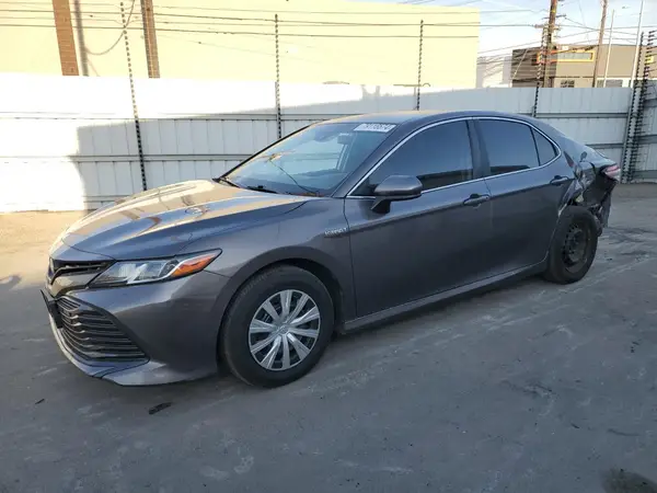 4T1B31HK3JU503071 2018 TOYOTA CAMRY - Image 1