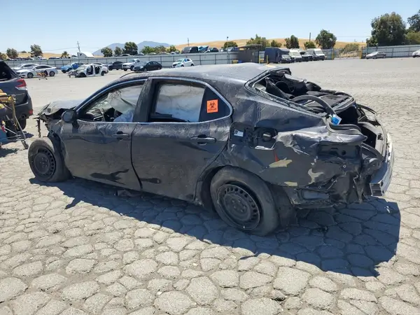 4T1B31HK3JU503782 2018 TOYOTA CAMRY - Image 2