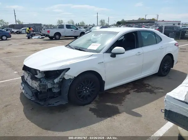 4T1B31HK3JU505807 2018 TOYOTA CAMRY - Image 2