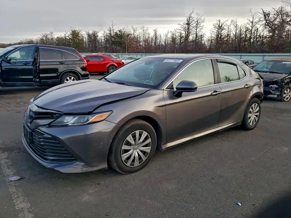 4T1B31HK3KU004871 2019 TOYOTA CAMRY - Image 1