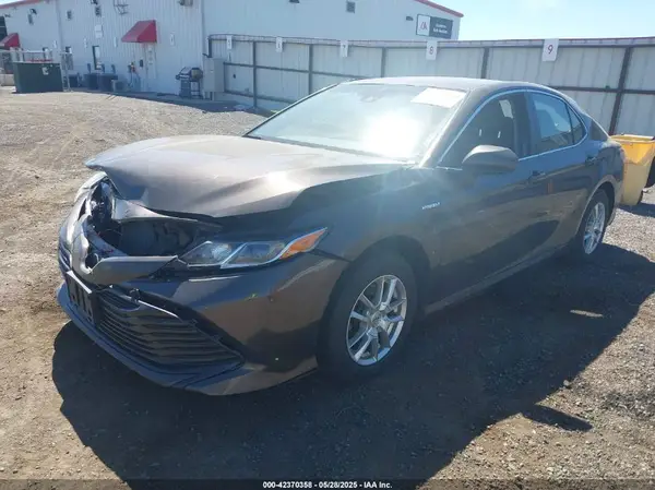 4T1B31HK3KU514914 2019 TOYOTA CAMRY - Image 2