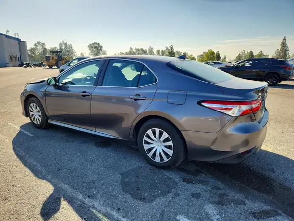 4T1B31HK3KU517859 2019 TOYOTA CAMRY - Image 2