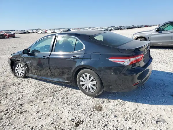 4T1B31HK4JU003176 2018 TOYOTA CAMRY - Image 2