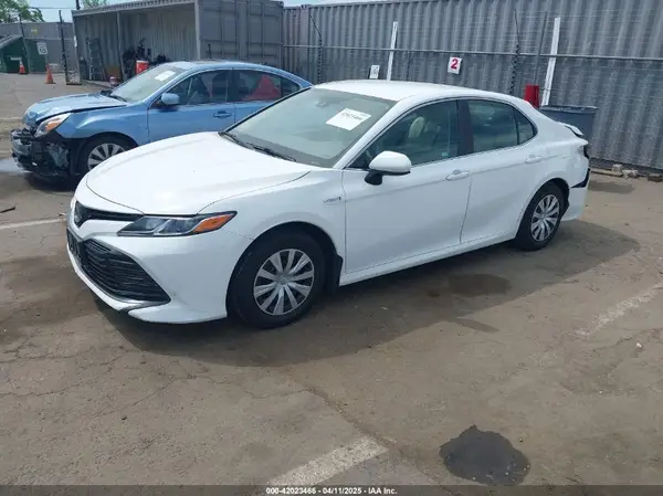 4T1B31HK4JU503290 2018 TOYOTA CAMRY - Image 2