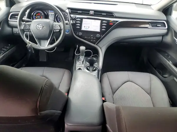 4T1B31HK4JU505427 2018 TOYOTA CAMRY - Image 8