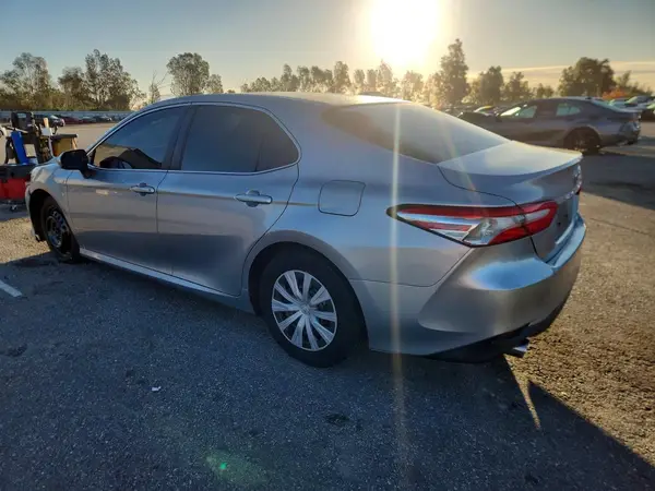 4T1B31HK4JU508604 2018 TOYOTA CAMRY - Image 2