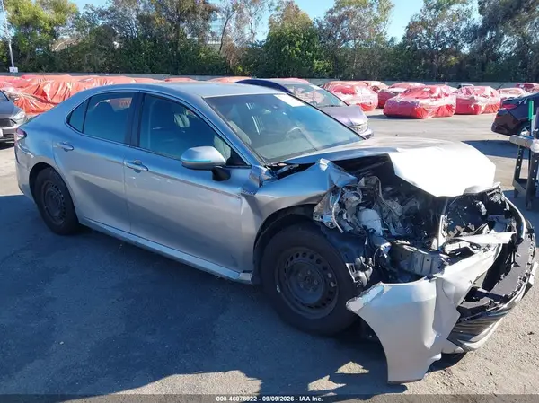 4T1B31HK5JU004367 2018 TOYOTA CAMRY - Image 1