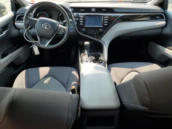 4T1B31HK6KU004797 2019 TOYOTA CAMRY - Image 8