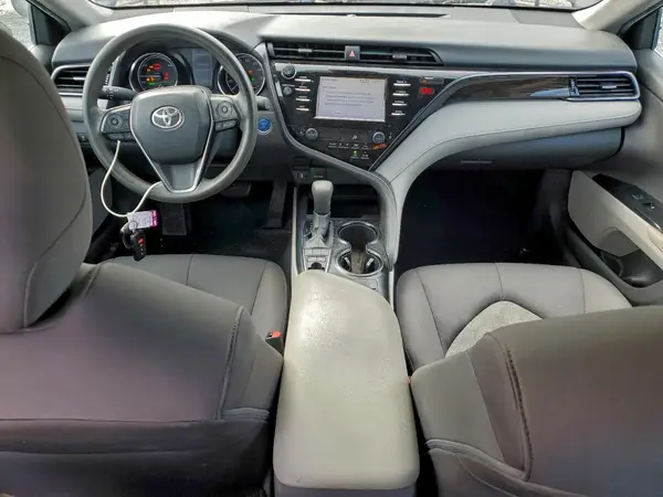4T1B31HK6KU005240 2019 TOYOTA CAMRY - Image 8