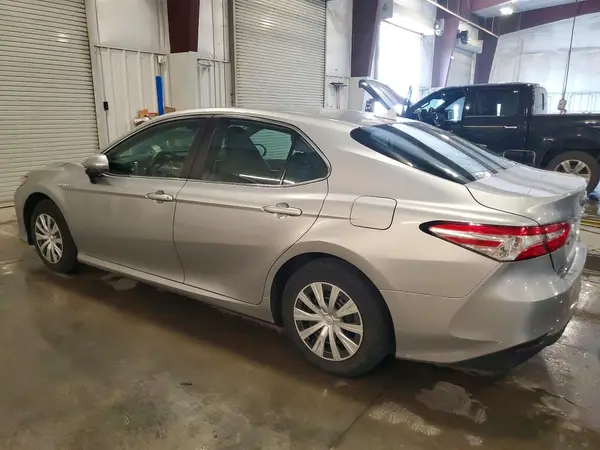 4T1B31HK6KU517273 2019 TOYOTA CAMRY - Image 2