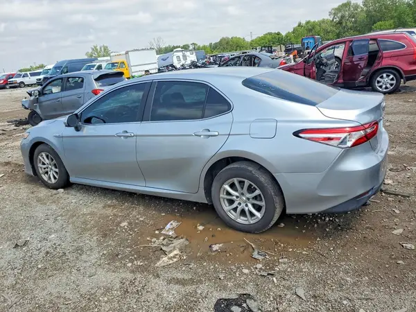 4T1B31HK8JU001091 2018 TOYOTA CAMRY - Image 2