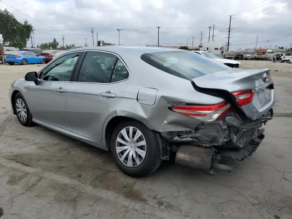 4T1B31HK8JU504362 2018 TOYOTA CAMRY - Image 2