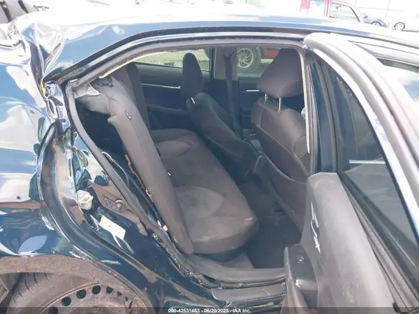 4T1B31HK8JU504572 2018 TOYOTA CAMRY - Image 8