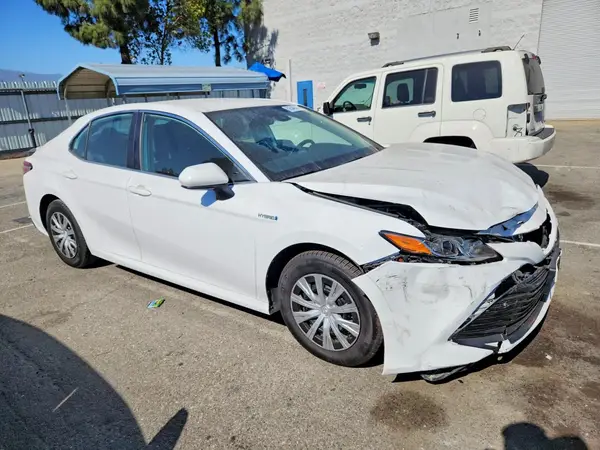 2019 TOYOTA CAMRY COPART lot 62049376 auction photo 4