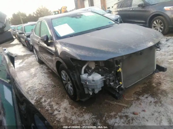 4T1B31HK8KU008009 2019 TOYOTA CAMRY - Image 1