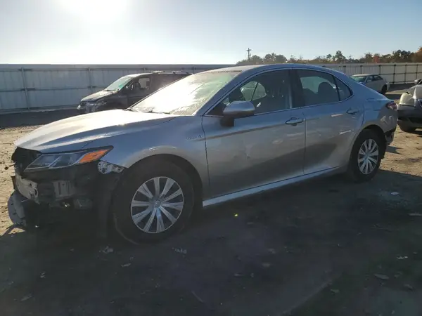 4T1B31HK8KU509756 2019 TOYOTA CAMRY - Image 1