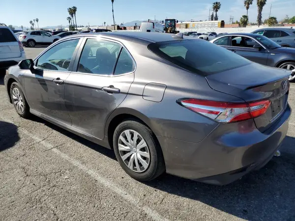 4T1B31HK8KU517971 2019 TOYOTA CAMRY - Image 2
