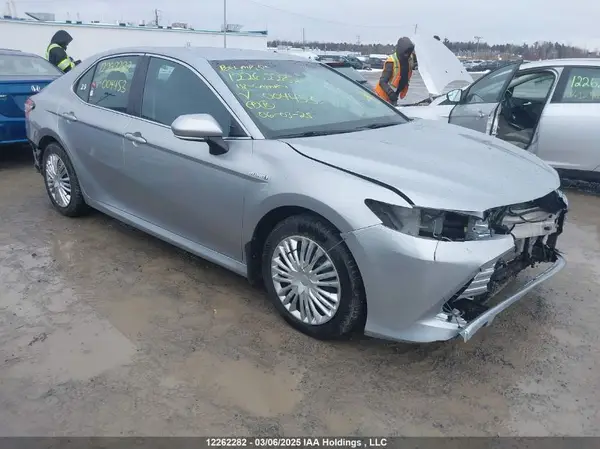 4T1B31HK9JU004453 2018 TOYOTA CAMRY - Image 1