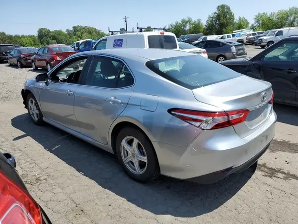 4T1B31HK9JU004646 2018 TOYOTA CAMRY - Image 2