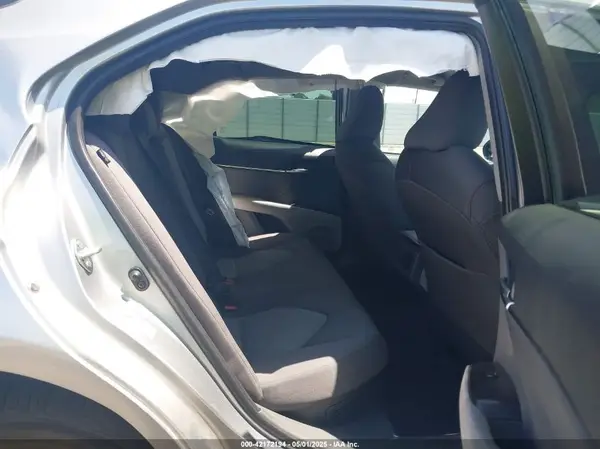 4T1B31HK9JU505925 2018 TOYOTA CAMRY - Image 8