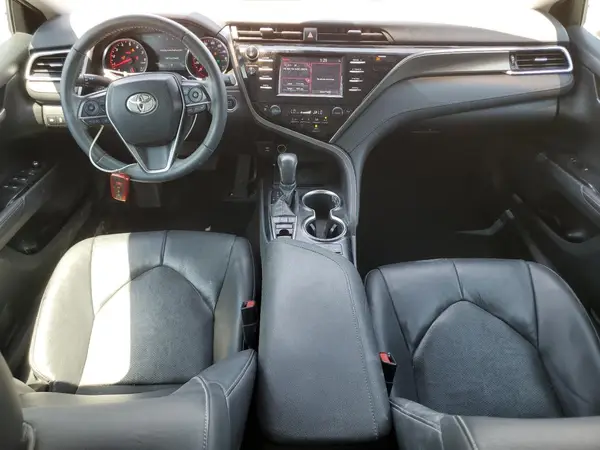 4T1B61HK0JU007443 2018 TOYOTA CAMRY - Image 8