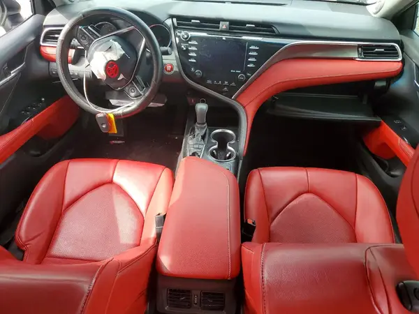 4T1B61HK0JU073183 2018 TOYOTA CAMRY - Image 8