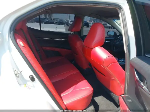 4T1B61HK0JU078495 2018 TOYOTA CAMRY - Image 8