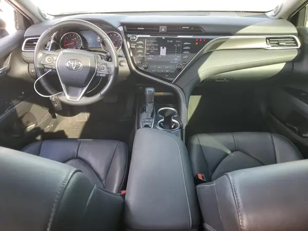 4T1B61HK0JU097015 2018 TOYOTA CAMRY - Image 8