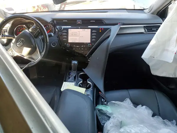4T1B61HK0JU097564 2018 TOYOTA CAMRY - Image 8
