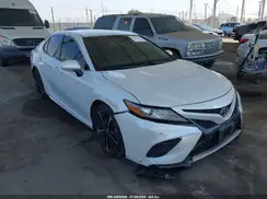 4T1B61HK0JU099427 2018 TOYOTA CAMRY