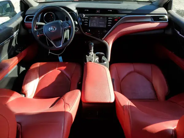 4T1B61HK0JU106473 2018 TOYOTA CAMRY - Image 8