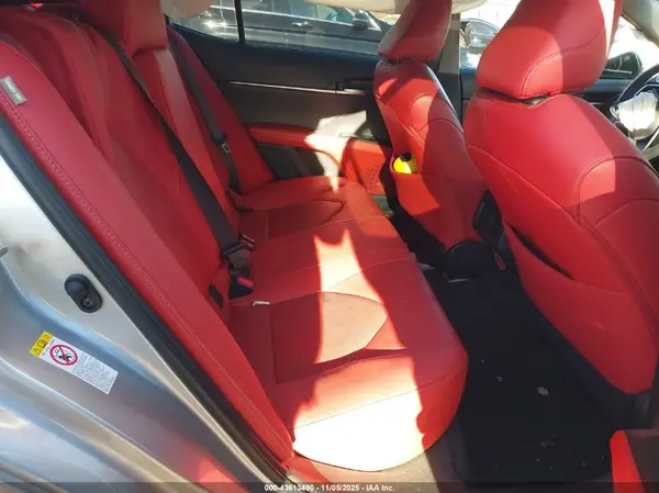 4T1B61HK0JU139876 2018 TOYOTA CAMRY - Image 8
