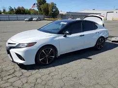 4T1B61HK0JU142731 2018 TOYOTA CAMRY