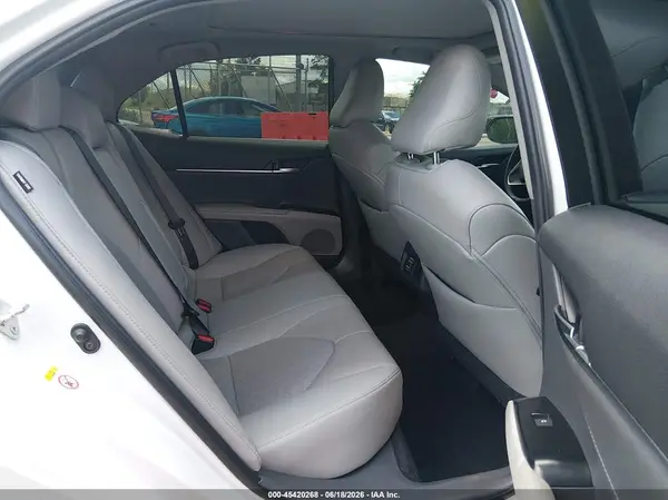 4T1B61HK0JU146875 2018 TOYOTA CAMRY - Image 8