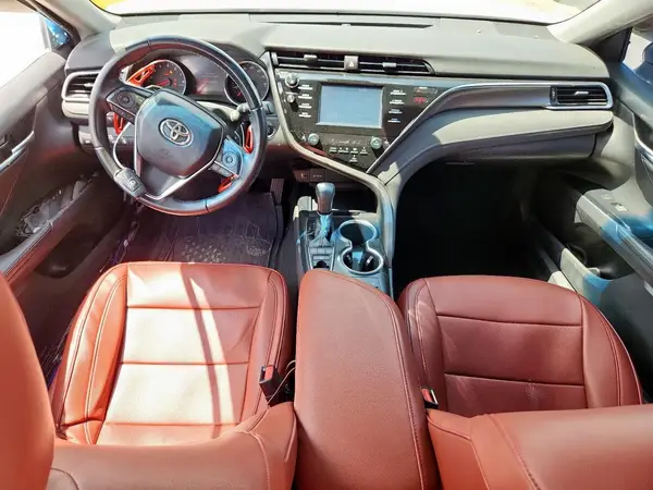 4T1B61HK0JU152434 2018 TOYOTA CAMRY - Image 8