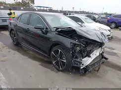 4T1B61HK0JU514505 2018 TOYOTA CAMRY