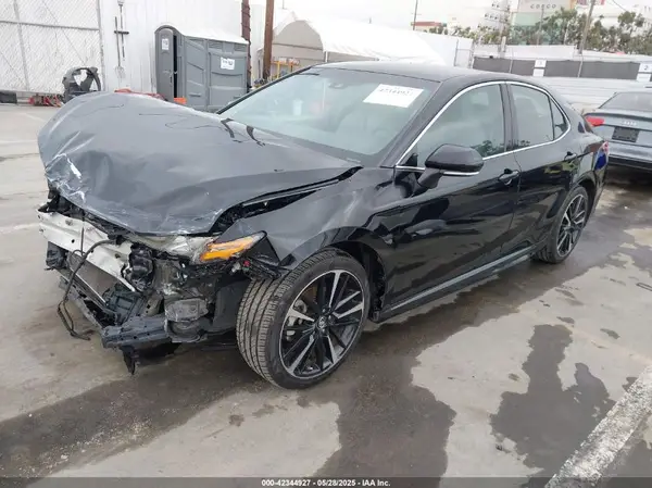 4T1B61HK0JU514505 2018 TOYOTA CAMRY - Image 2